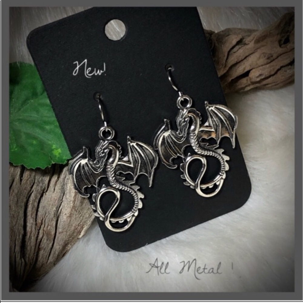 Dragon Earrings Silver Tone Metal Pierced - Picture 3 of 4